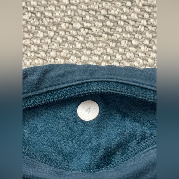 Lululemon Speed Shorts - Picture 6 of 7